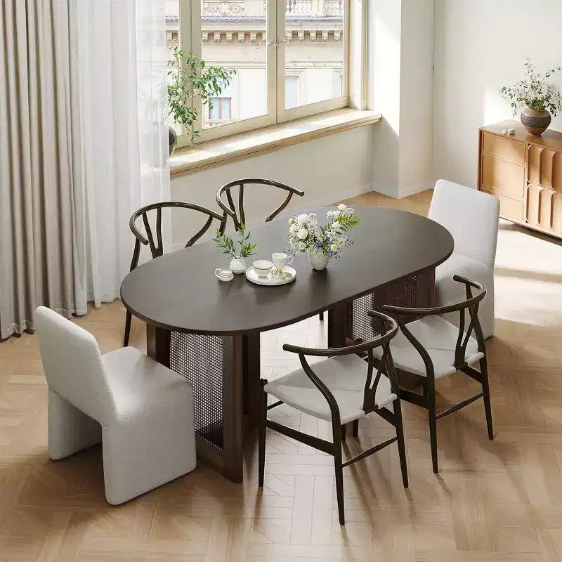 Table à manger ovale Dovelina noire avec double piédestal en rotin pour 6 personnes, 67 po.