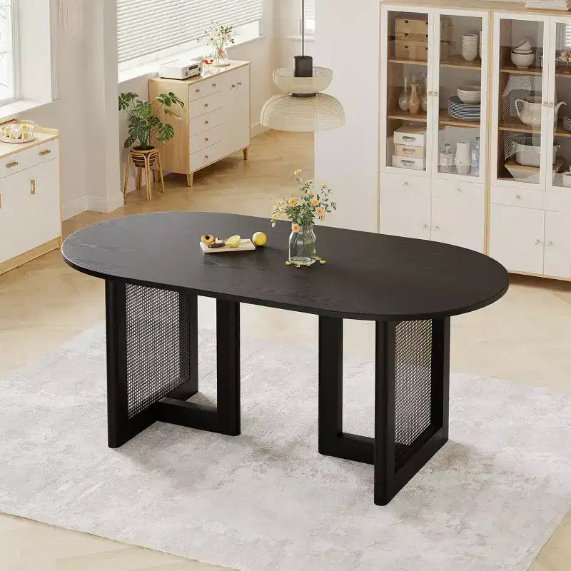 Table à manger ovale Dovelina noire avec double piédestal en rotin pour 6 personnes, 67 po.