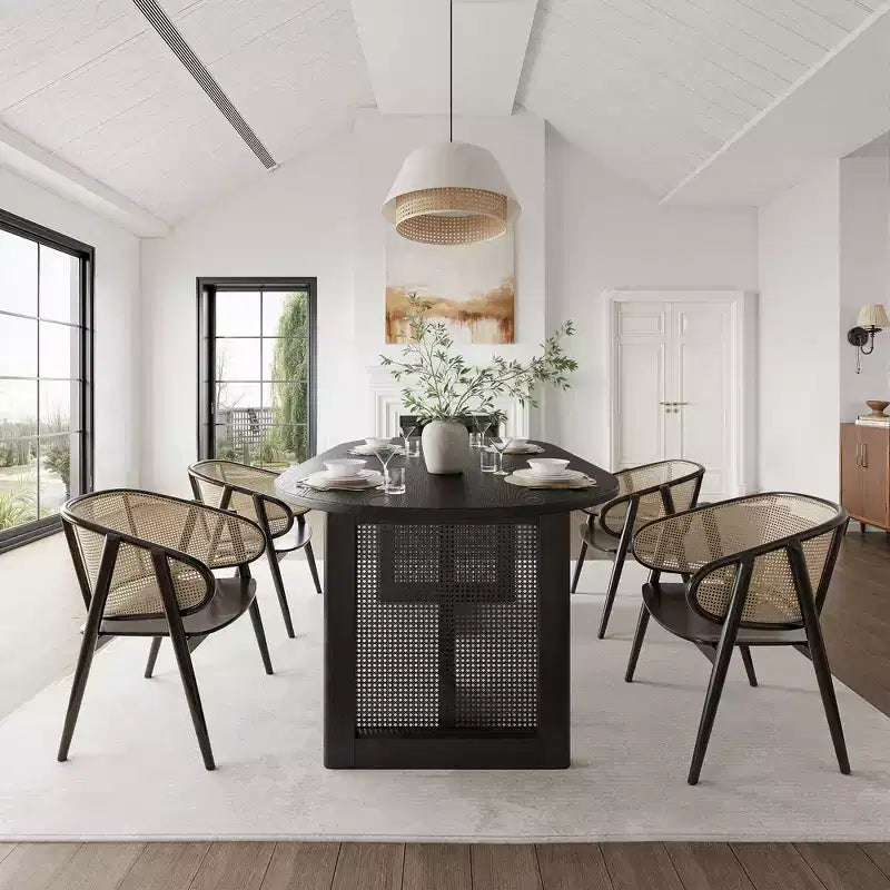 Table à manger ovale Dovelina noire avec double piédestal en rotin pour 6 personnes, 67 po.